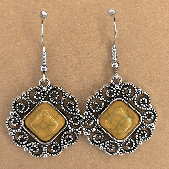 Fashion Jewelry Jewelry - Vintage Boho Drop Dangle Earrings Ancient Silvery W/Yellow Stone fashion Jewelry